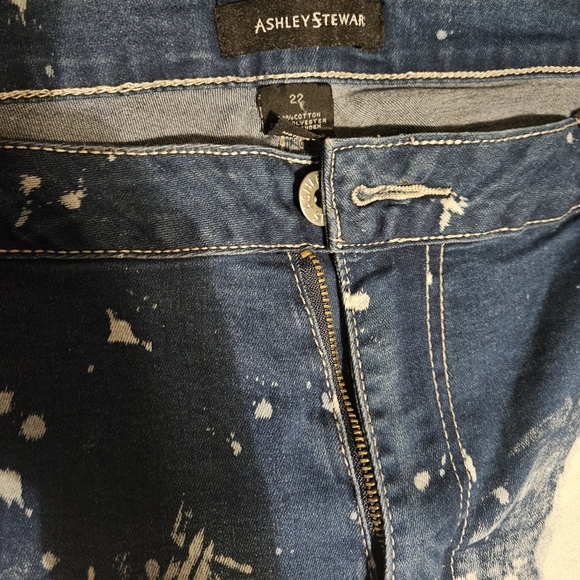 Jeans - Picture 5 of 6